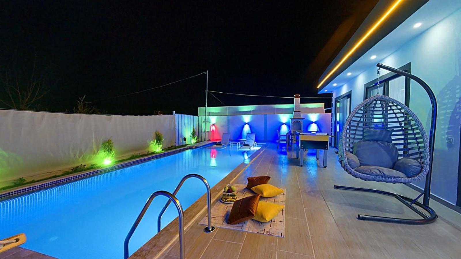 Villa Elif Uezuemlue Kaş Kültér fotó